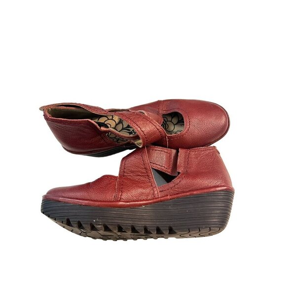 FLY London Women's Yogo Wedge Pump Cherry Mousse 37 US 6.5 7 - Picture 3 of 6